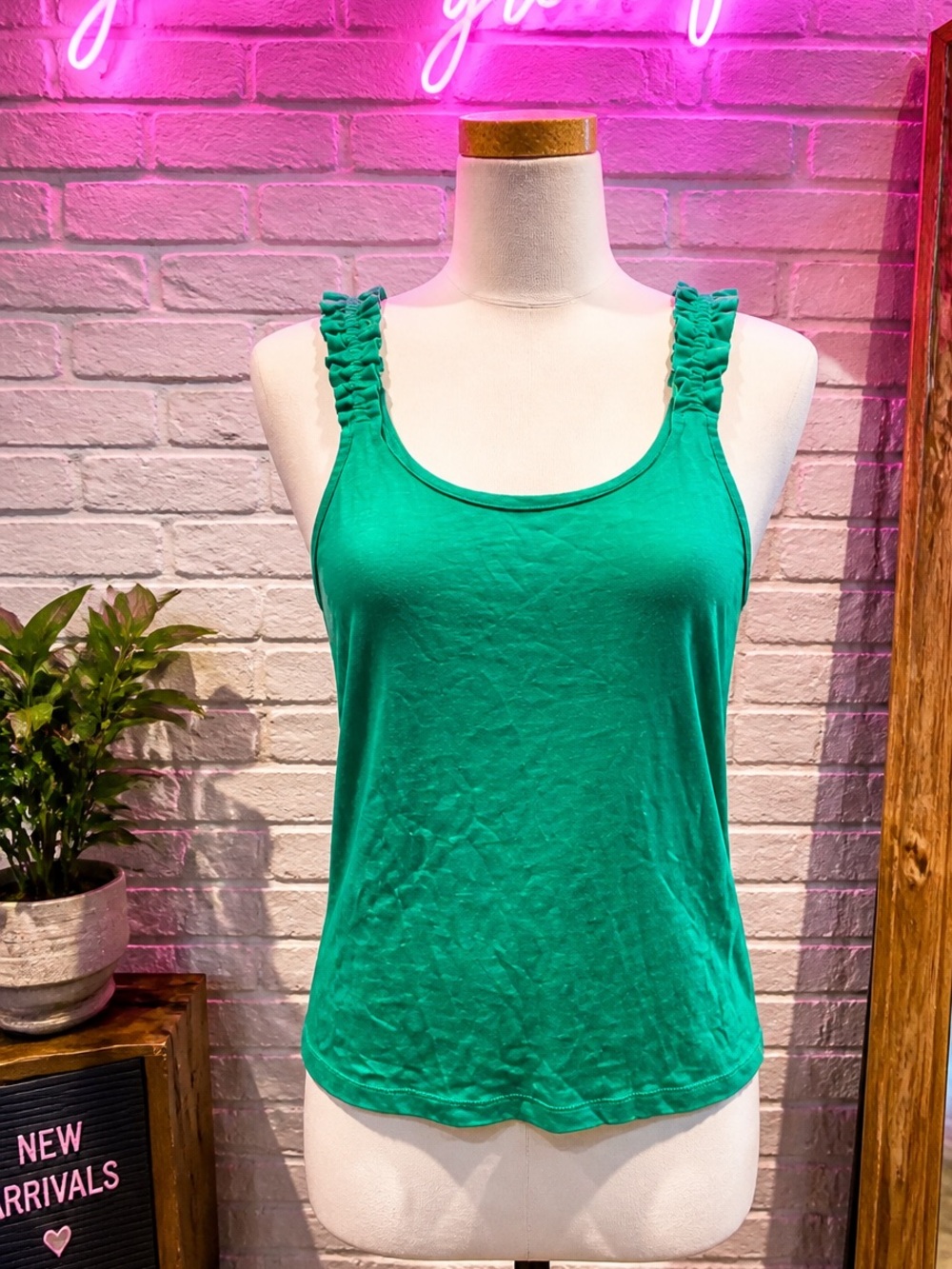 Ricki’s Emerald Green Ruffle Strap Tank M